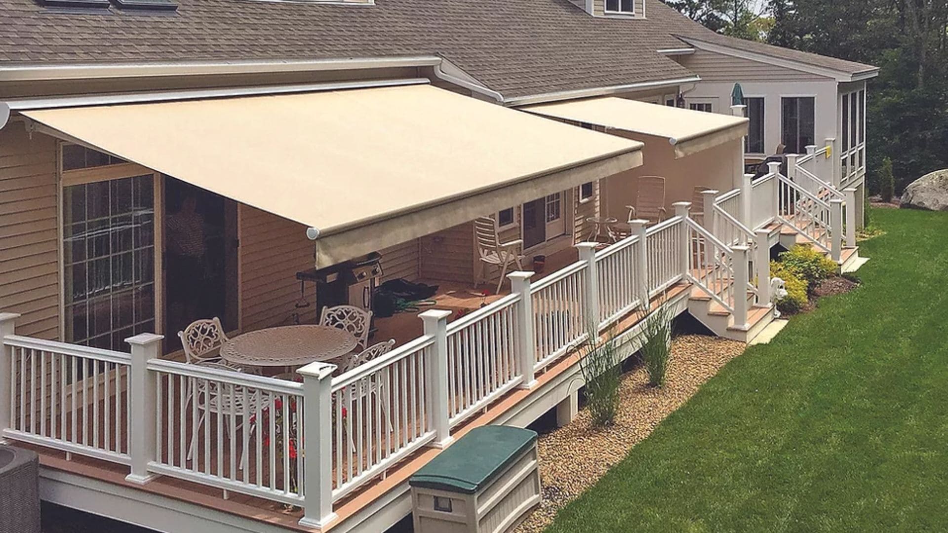 DIY Retractable Awnings Versus Professionally-Installed Retractable Awnings