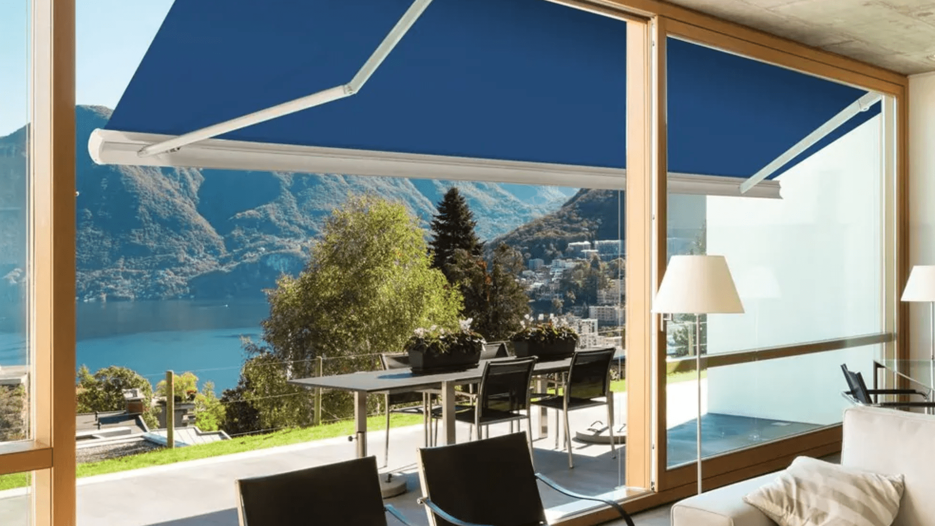 7 Things to Consider Before Buying a Retractable Awning
